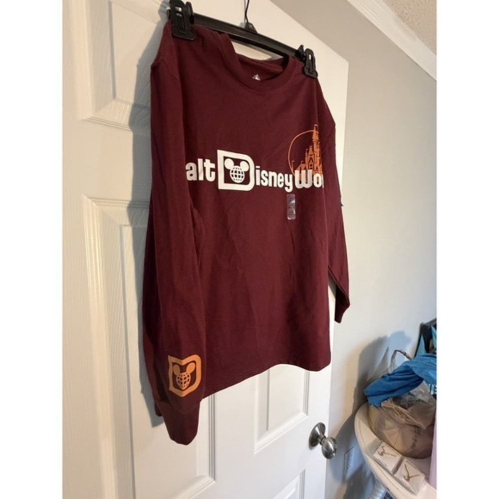 Walt Disney World Parks Castle Vintage Maroon Long Sleeve Retro Shirt Size XS - Picture 3 of 7